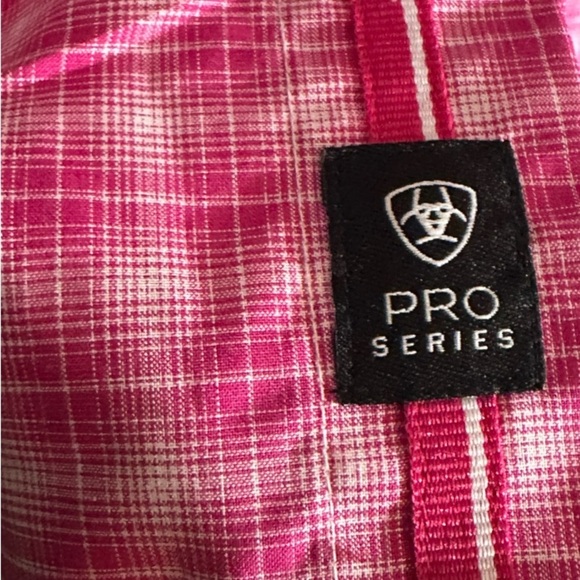Ariat Men’s Button up pro series stretch magenta/lotus style classic fit SIZE S - Picture 5 of 5